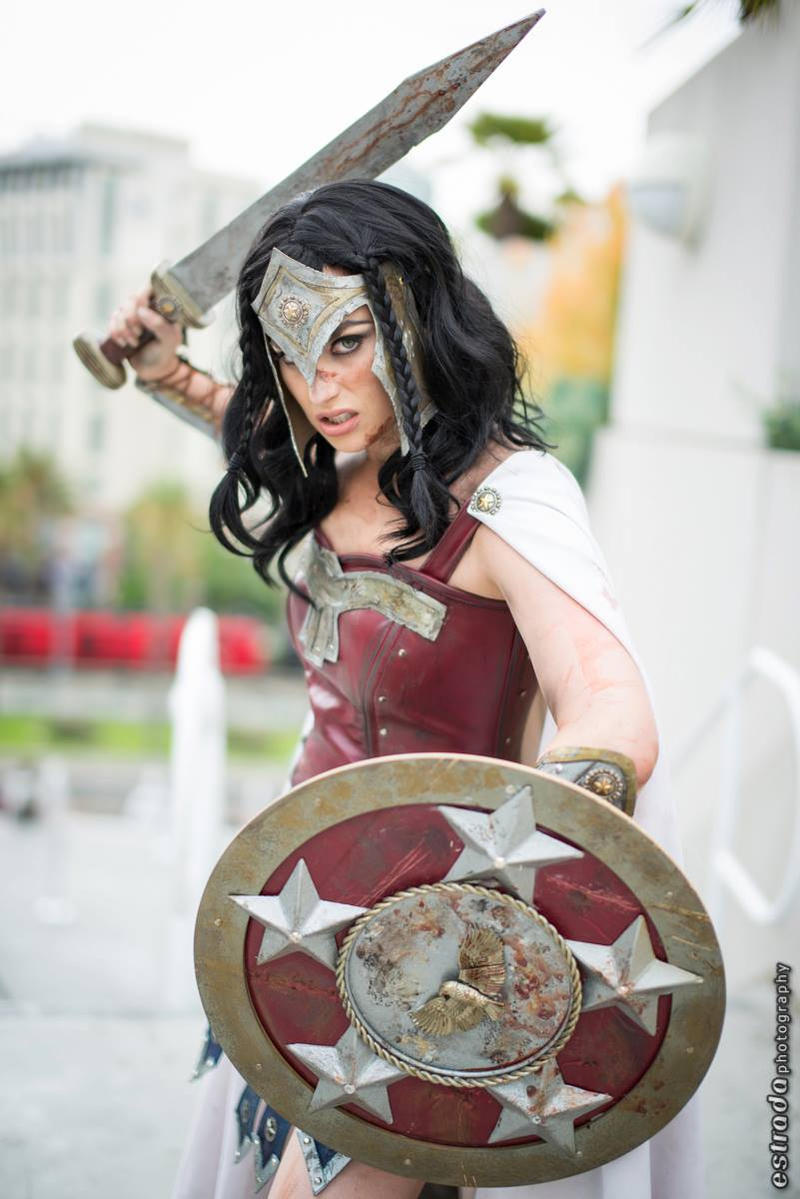 Illustration for article titled Warrior Wonder Woman Needs Her Own Movie To Kick Ass In